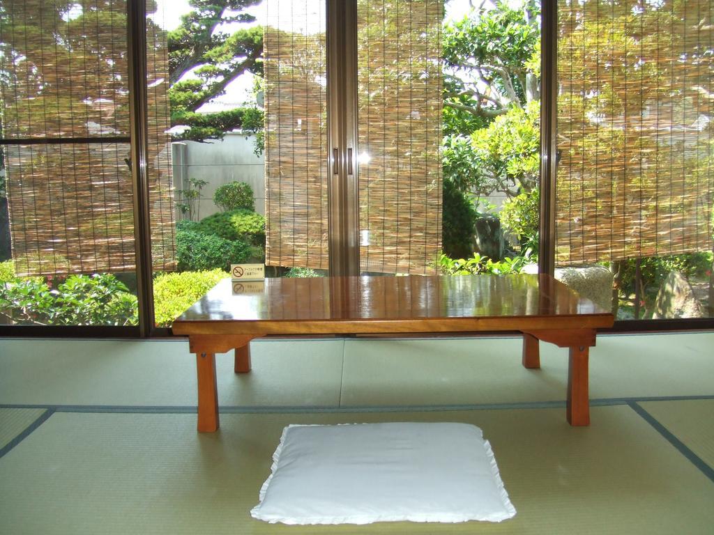 Ryokan Ginsuikaku Maizuru Buitenkant foto